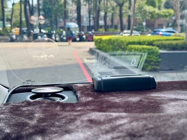 TOYOTA豐田 ALTIS  第17張相片