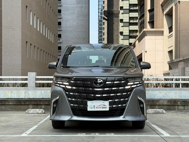 TOYOTA豐田 ALPHARD  第3張相片