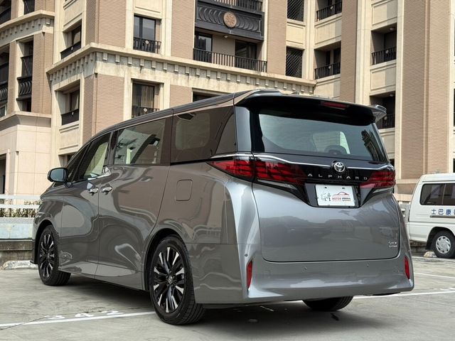TOYOTA豐田 ALPHARD  第5張相片