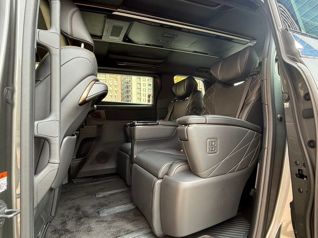 TOYOTA豐田 ALPHARD  第15張相片
