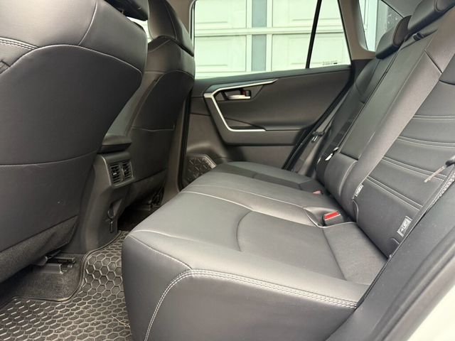 TOYOTA豐田 RAV4  第7張相片