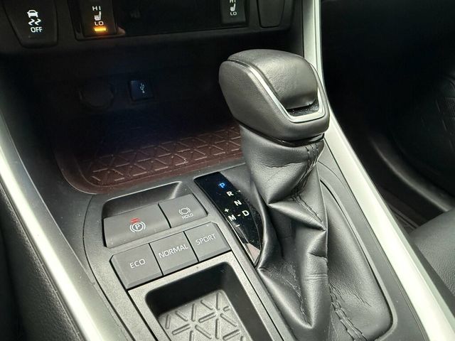 TOYOTA豐田 RAV4  第18張相片