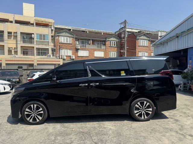 TOYOTA豐田 ALPHARD  第5張相片