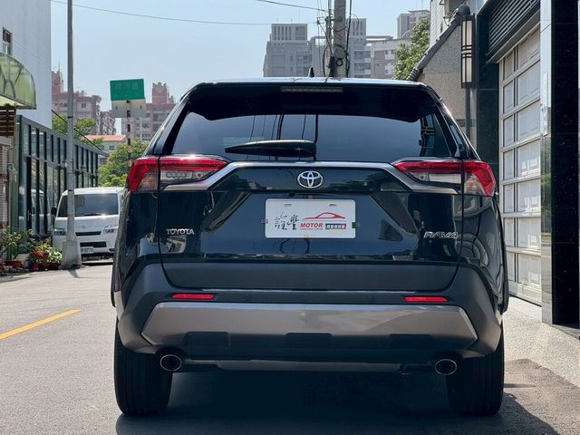 TOYOTA豐田 RAV4  第4張相片