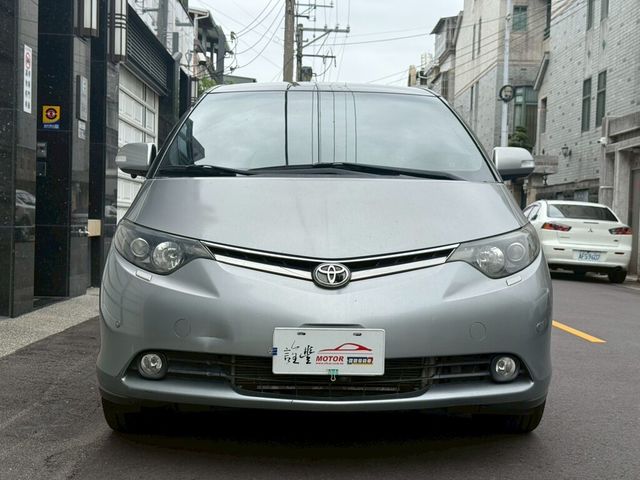 TOYOTA豐田 PREVIA  第2張相片