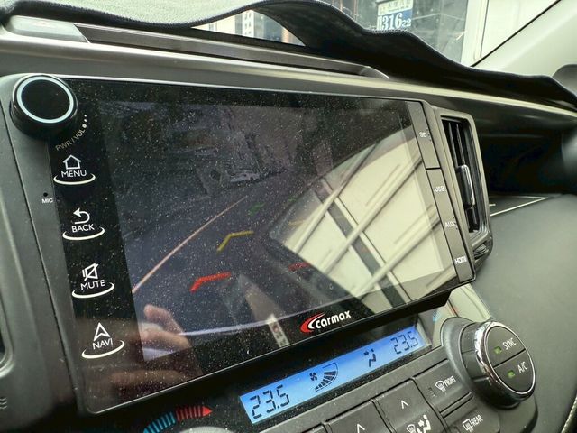TOYOTA豐田 RAV4  第9張相片