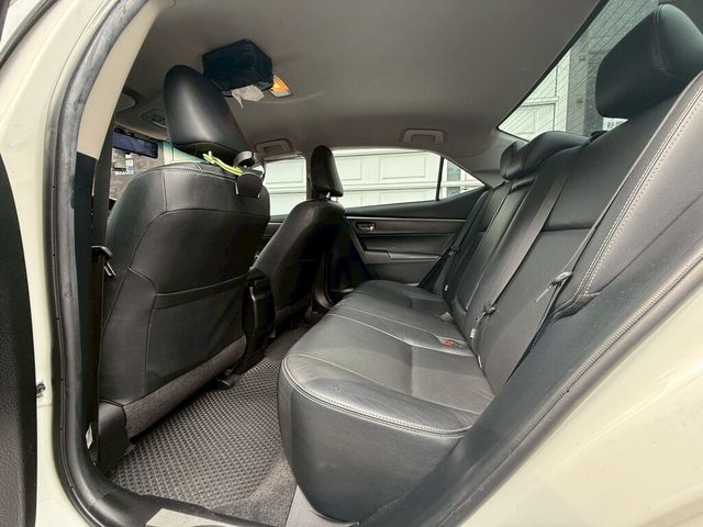 TOYOTA豐田 ALTIS  第7張相片