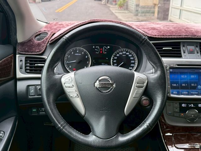 NISSAN日產 SENTRA  第10張相片