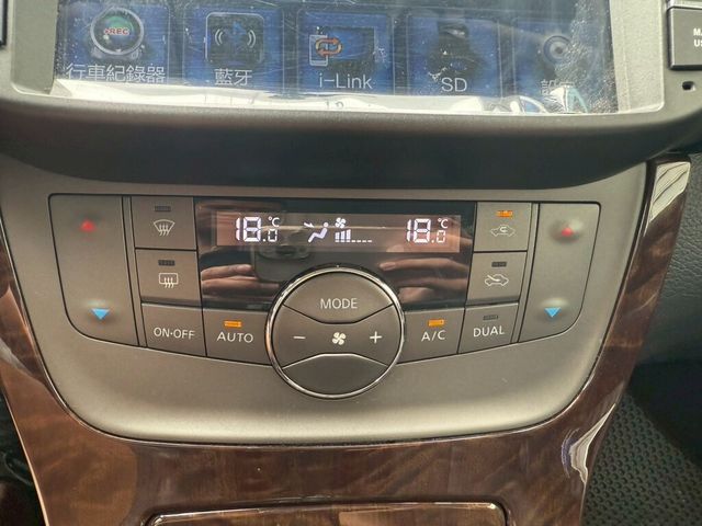 NISSAN日產 SENTRA  第12張相片