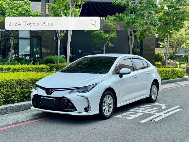 TOYOTA豐田 ALTIS  第1張相片