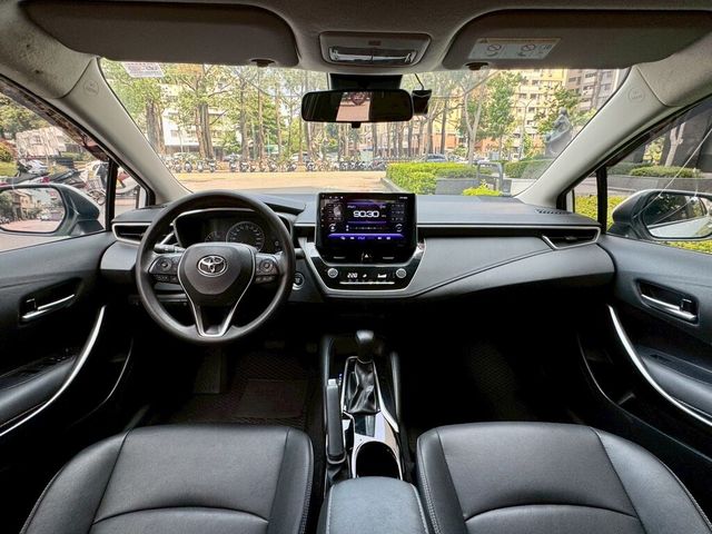 TOYOTA豐田 ALTIS  第5張相片