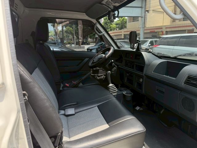 MITSUBISHI三菱 DELICA  第10張相片