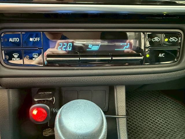TOYOTA豐田 ALTIS  第15張相片