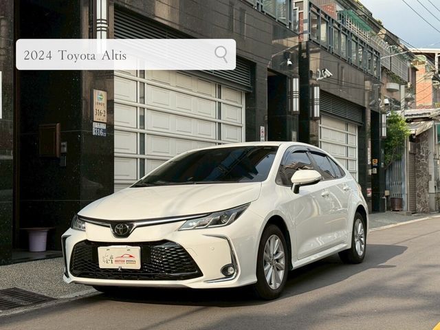 TOYOTA豐田 ALTIS  第1張相片