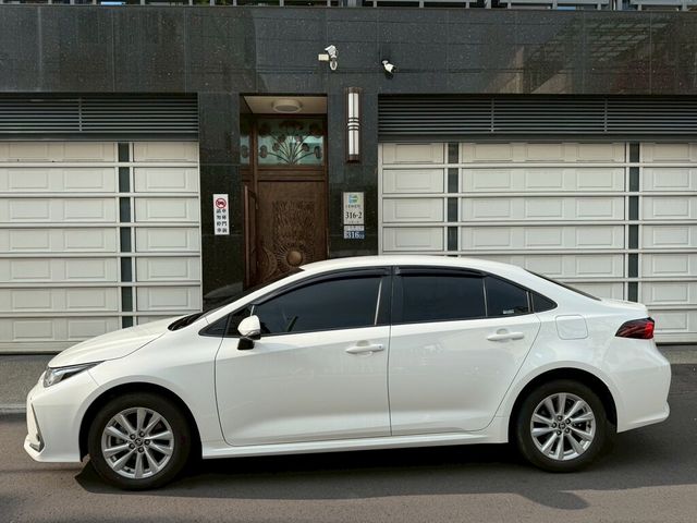 TOYOTA豐田 ALTIS  第5張相片