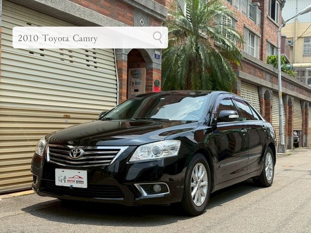 TOYOTA豐田 CAMRY  第1張相片