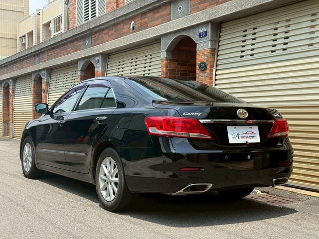 TOYOTA豐田 CAMRY  第3張相片