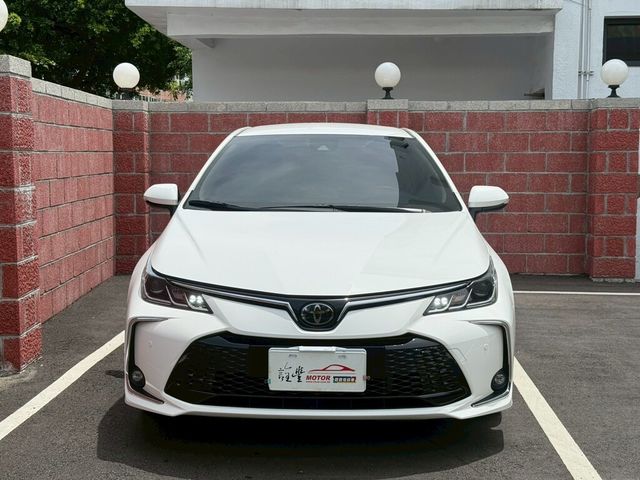 TOYOTA豐田 ALTIS  第2張相片