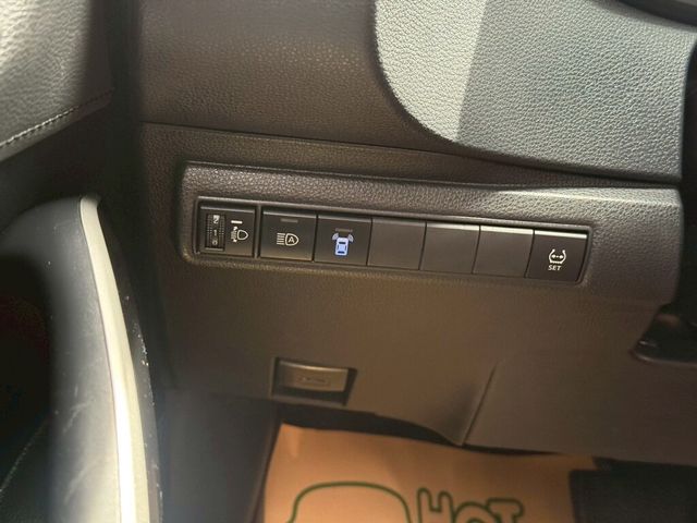 TOYOTA豐田 ALTIS  第16張相片