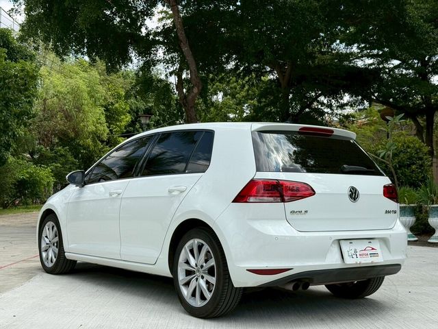VOLKSWAGEN福斯 GOLF  第3張相片