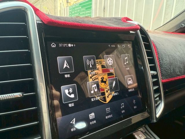 PORSCHE保時捷 CAYENNE  第8張相片