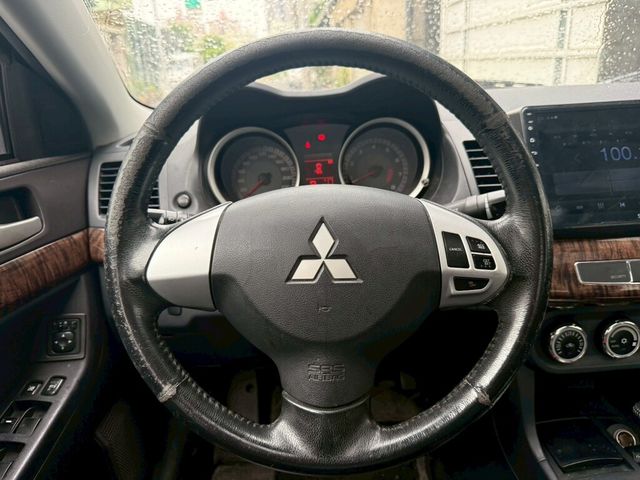 MITSUBISHI三菱 LANCER FORTIS  第7張相片