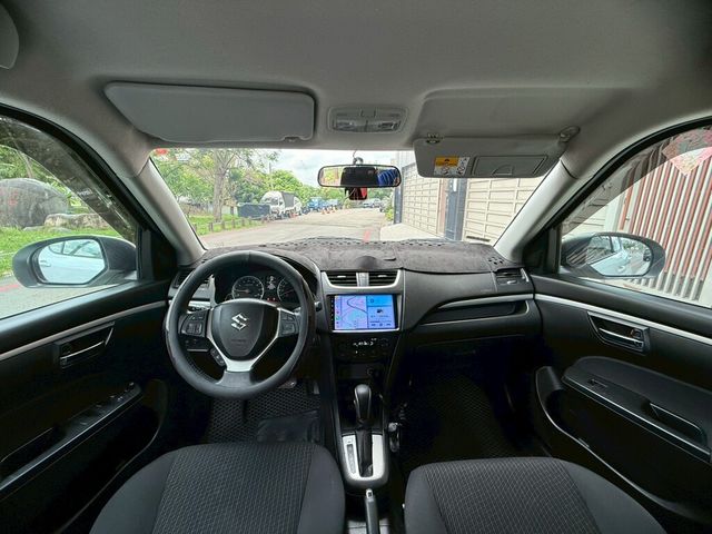 SUZUKI鈴木 SWIFT  第6張相片