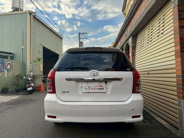 TOYOTA豐田 WISH  第4張相片