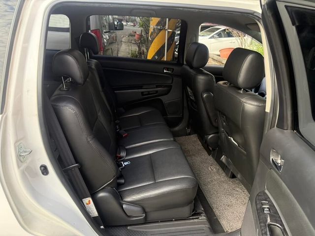 TOYOTA豐田 WISH  第10張相片