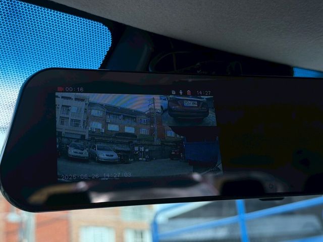 TOYOTA豐田 ALTIS  第17張相片