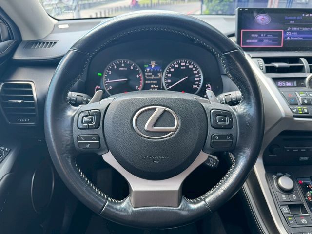 LEXUS凌志 NX200T  第7張相片