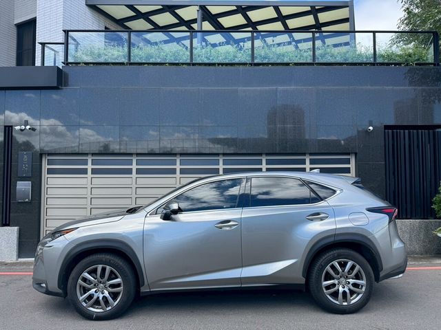 LEXUS凌志 NX200T  第19張相片