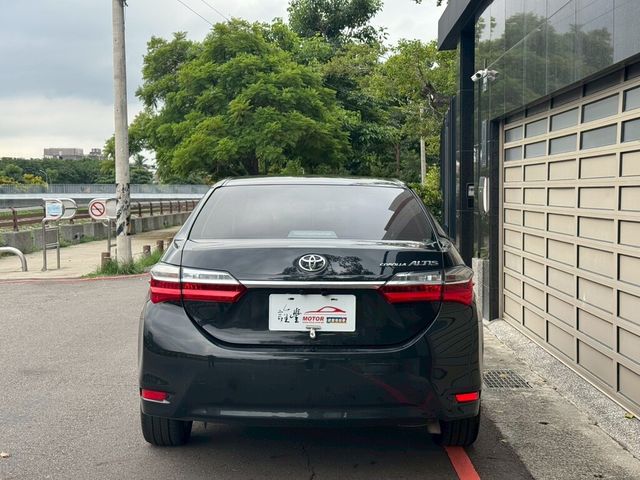 TOYOTA豐田 ALTIS  第4張相片