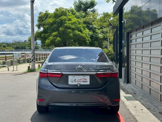 TOYOTA豐田 ALTIS  第4張相片