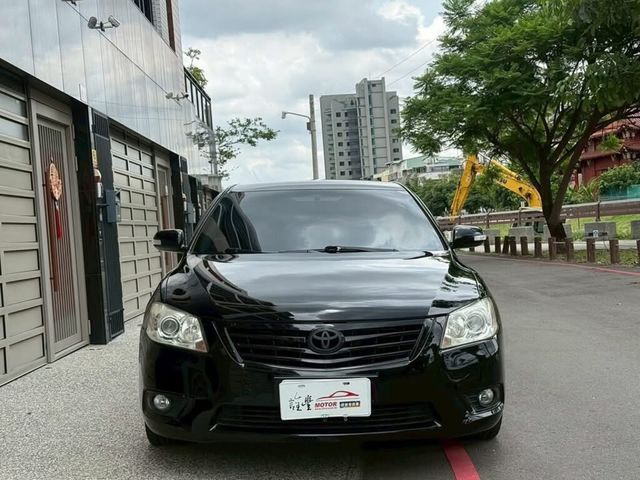 TOYOTA豐田 CAMRY  第2張相片