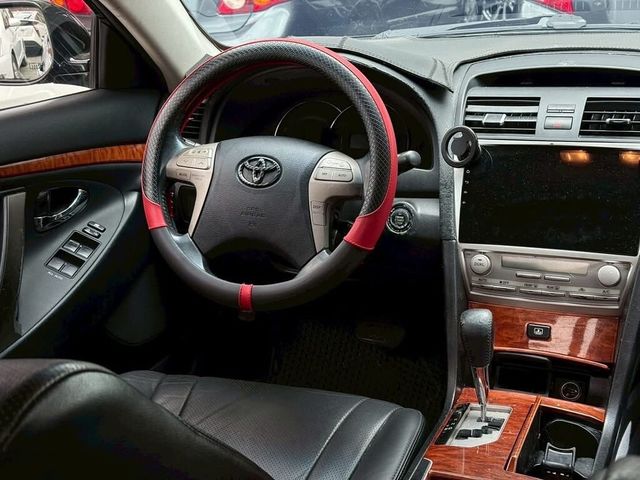 TOYOTA豐田 CAMRY  第7張相片