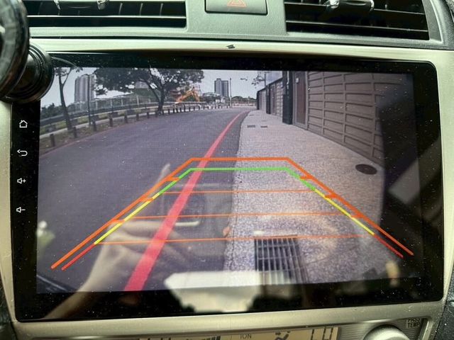 TOYOTA豐田 CAMRY  第9張相片