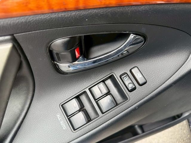 TOYOTA豐田 CAMRY  第17張相片