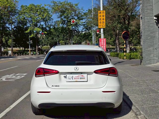 M-BENZ賓士 A180  第4張相片