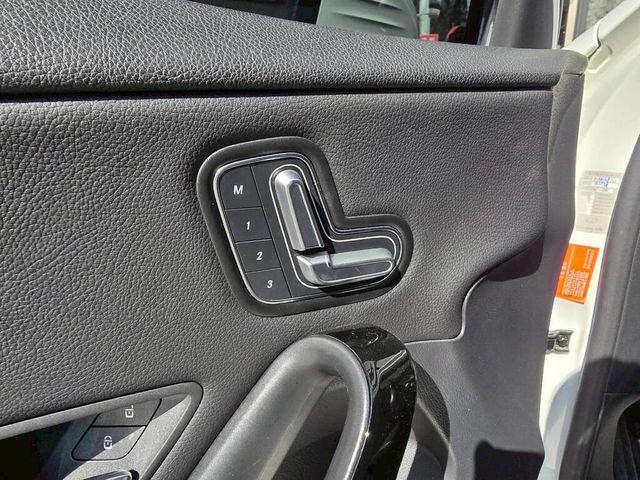 M-BENZ賓士 A180  第12張相片