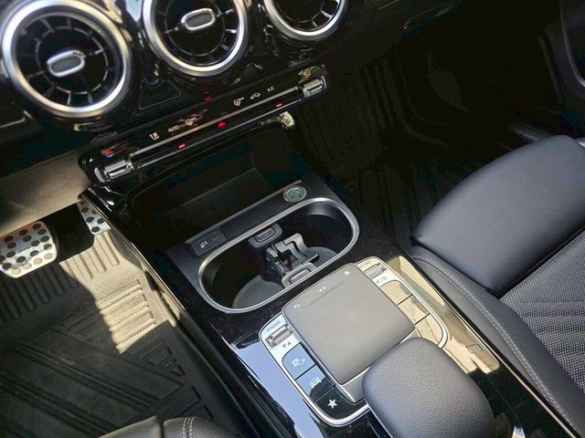 M-BENZ賓士 A180  第14張相片