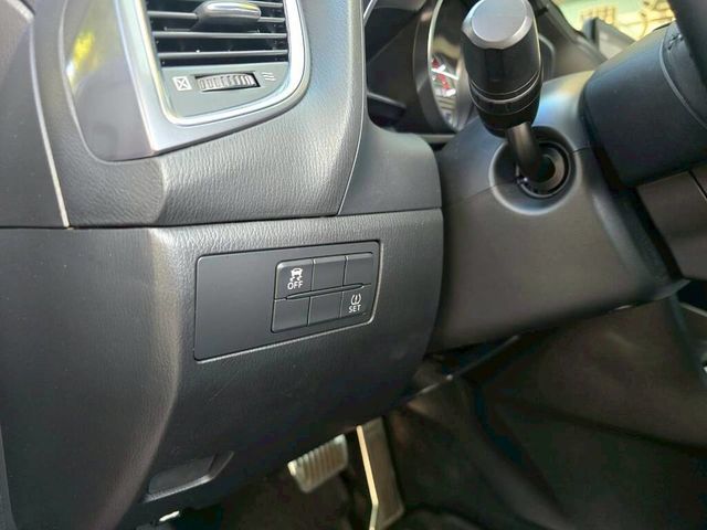 MAZDA馬自達 MAZDA 3  第18張相片