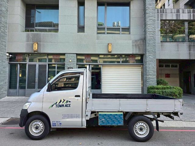 TOYOTA豐田 TOWN ACE  第4張相片