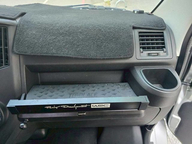 TOYOTA豐田 TOWN ACE  第13張相片