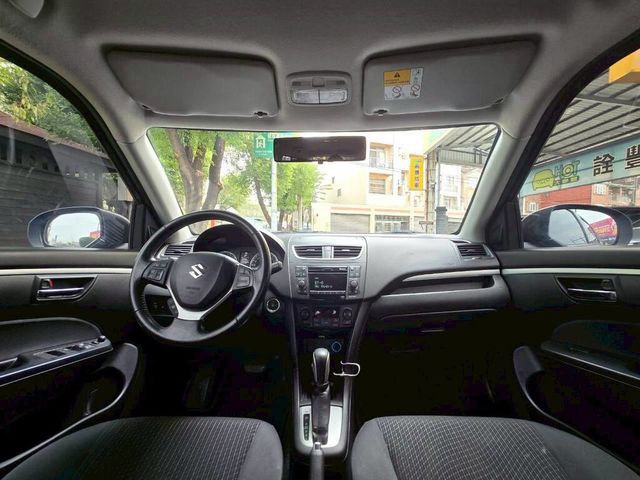 SUZUKI鈴木 SWIFT  第5張相片