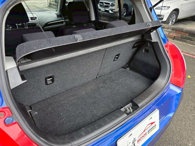 SUZUKI鈴木 SWIFT  第7張相片
