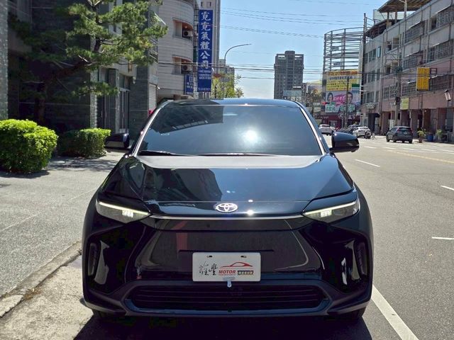 TOYOTA豐田 BZ4X  第2張相片