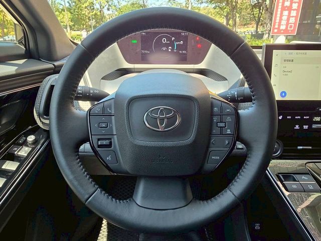 TOYOTA豐田 BZ4X  第8張相片