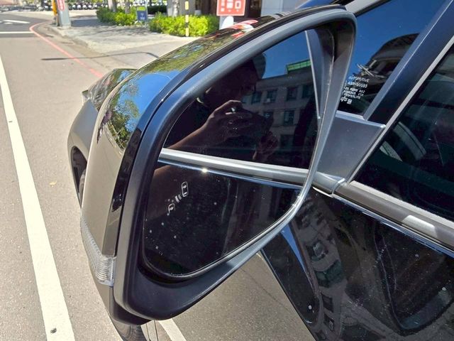 TOYOTA豐田 BZ4X  第20張相片