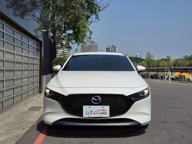 MAZDA馬自達 MAZDA 3  第2張相片